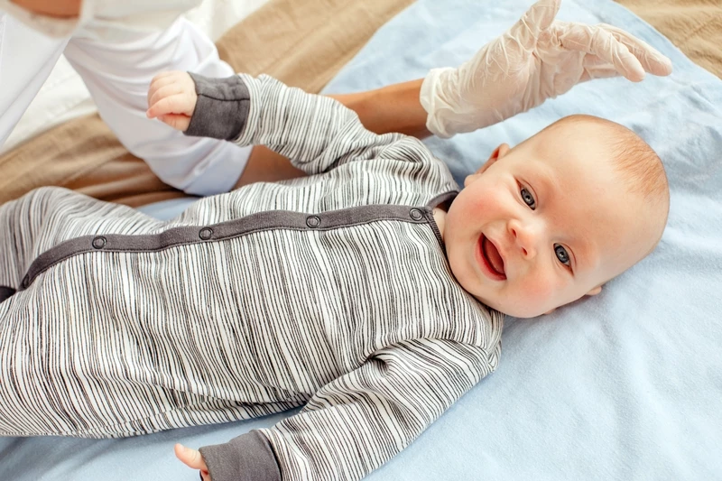 Родничок у ребенка: всё, что нужно знать 