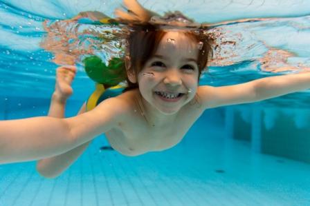 Оформление ребенку справки для плавания в детской поликлинике Литфонда